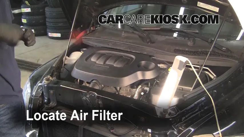 2007 Chevrolet HHR LT 2.2L 4 Cyl. Air Filter (Engine) Replace